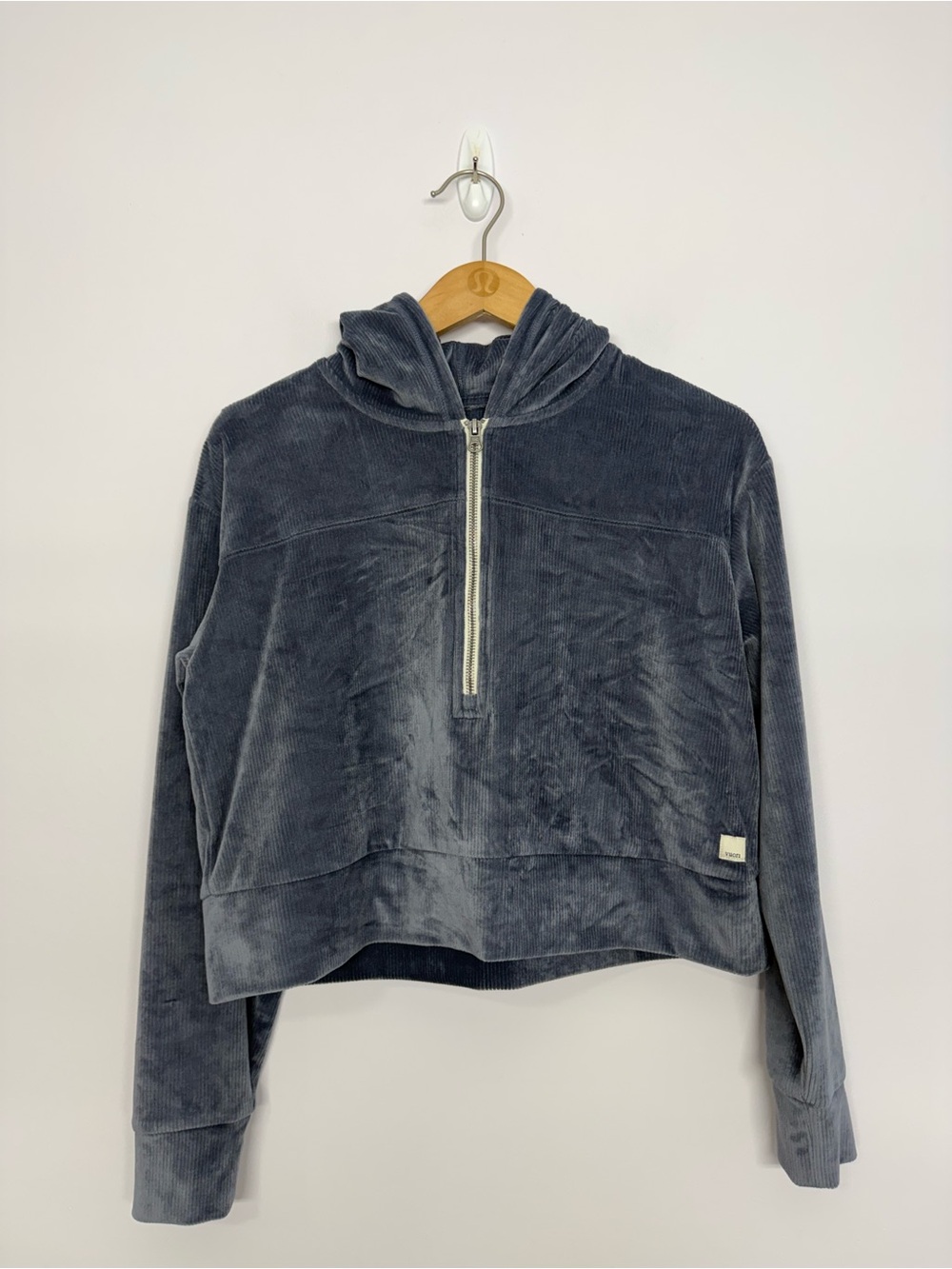 42: Vuori Haven Half Zip Hoodie Azure Size Small